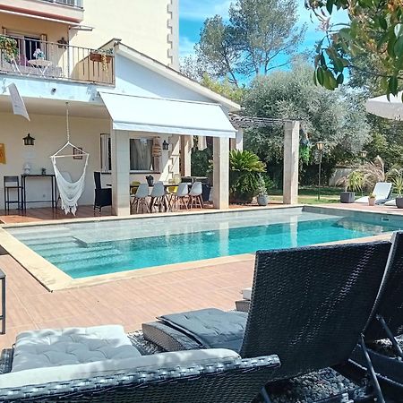 Les Canyes Cottage, Private Villa Resort Piera Экстерьер фото