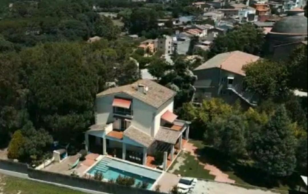 Les Canyes Cottage, Private Villa Resort Piera Экстерьер фото