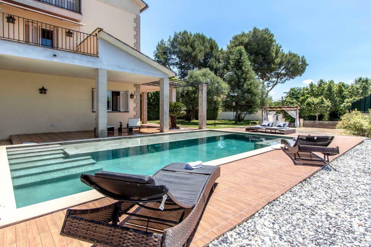Les Canyes Cottage, Private Villa Resort Piera Экстерьер фото