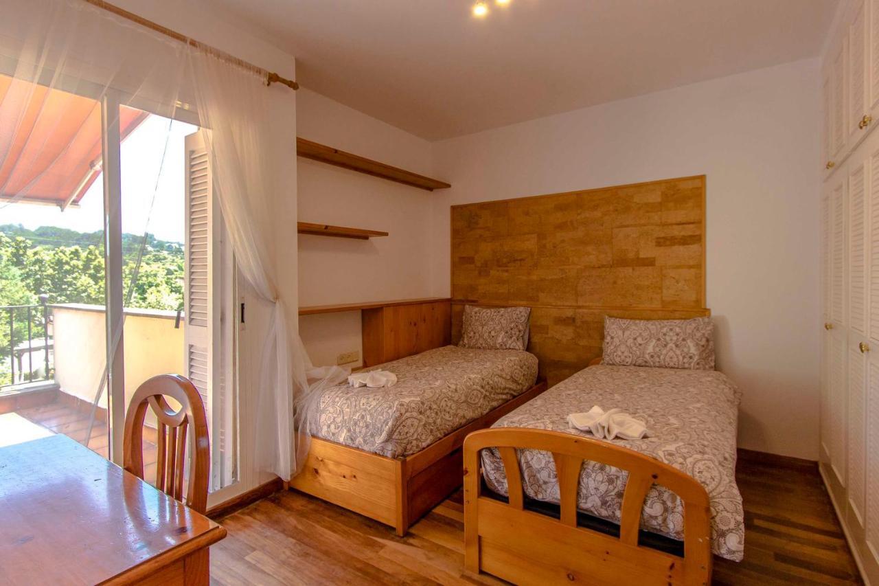 Les Canyes Cottage, Private Villa Resort Piera Экстерьер фото